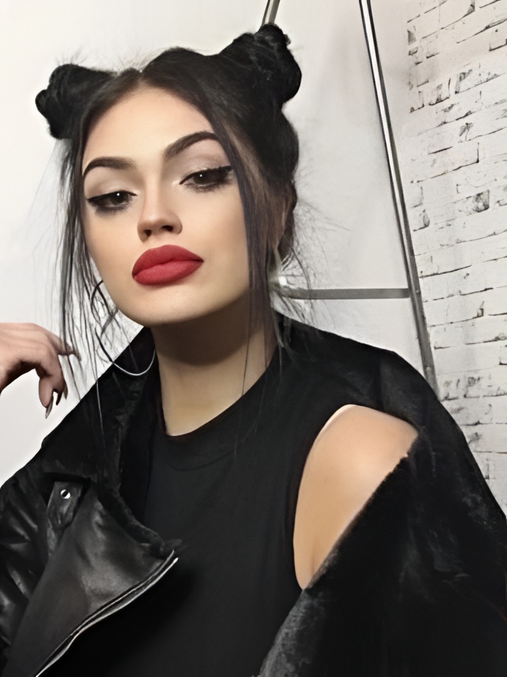 Индивидуалка Арина, доступна для личного знакомства от 5000 руб