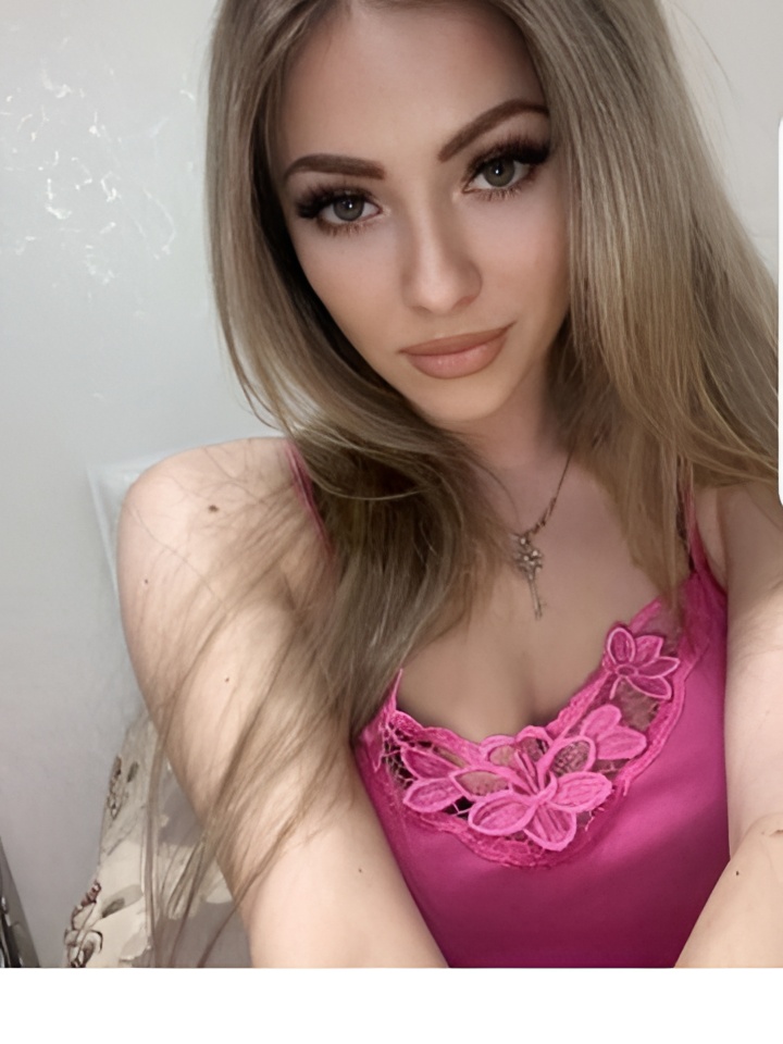 Рената привлекальеная девушка из Ногинска цена от 5000 руб