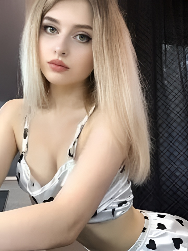 Индивидуалка София, доступна для личного знакомства от 1500 руб