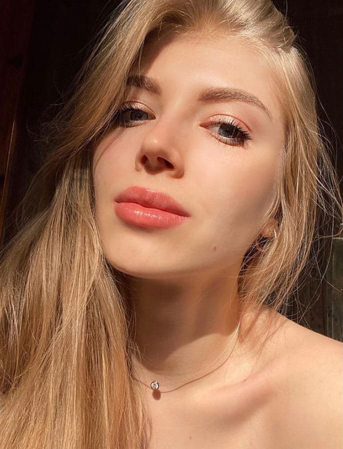 Индивидуалка 🎥 Карина, доступна для личного знакомства от 8000 руб