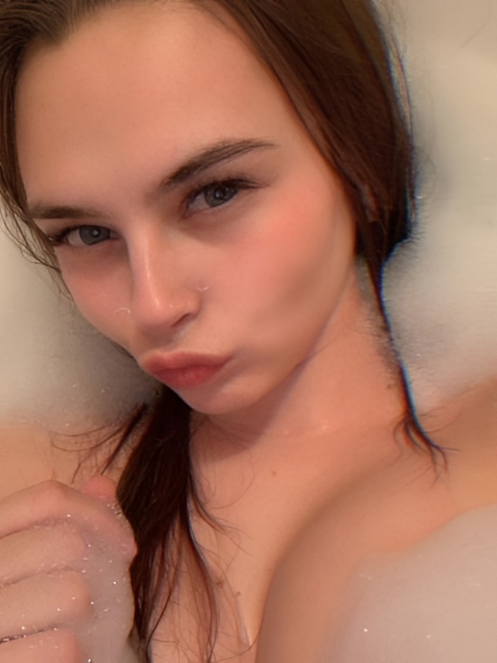 Индивидуалка Эвелина, доступна для личного знакомства от 10000 руб