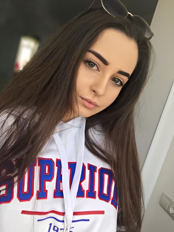 Рената привлекательная девушка из Ногинска цена от 1500 руб