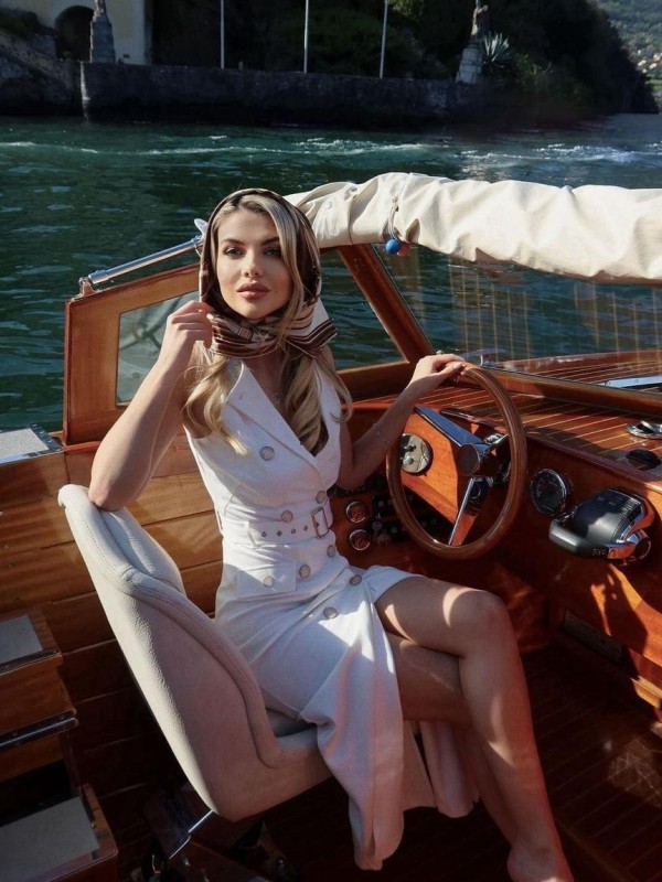 Яна привлекательная девушка из Ногинска цена от 10000 руб