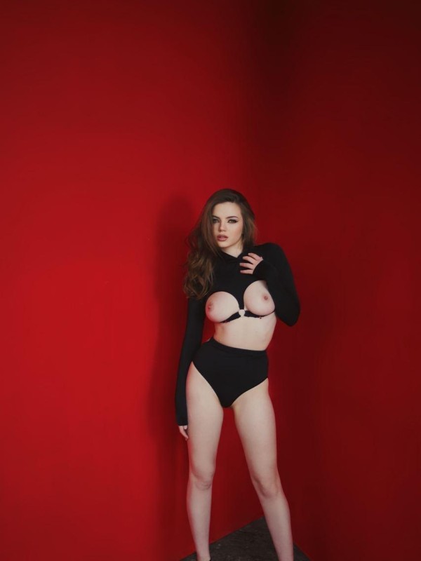 Диана привлекательная девушка из Ногинска цена от 5000 руб